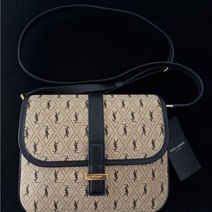 Brand new SAINT LAURENT 
Canvas Le Monogramme Satchel Beige Black